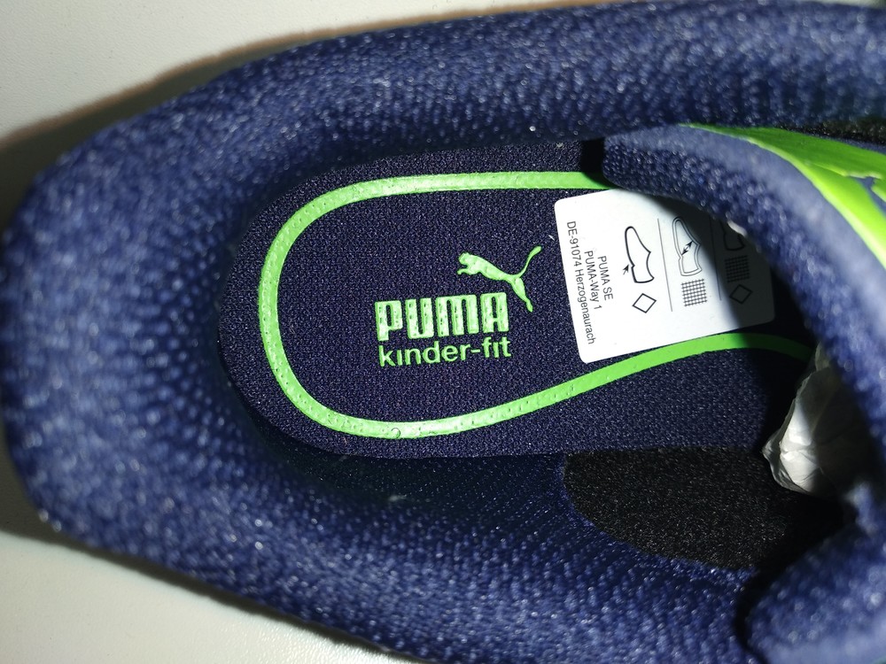 Как проверить кроссовки пума. De 91074 Puma Herzogenaurach кроссовки. Puma Hybrid синие 91074. Пума ботинки de-91074. Puma way 1 de-91074.