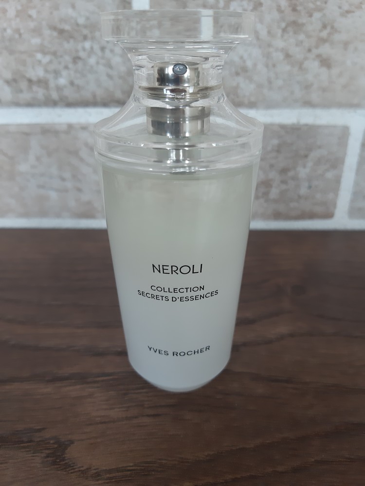 Neroli absolute