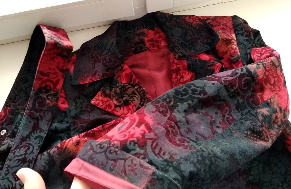 36-38р. дизайнерский джинсовый плащ с бархатным напылением фото №5