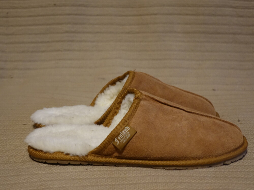 Мужские классические шлепанцы fenland suede sheepskin slippers brown англия 41 р. фото №1
