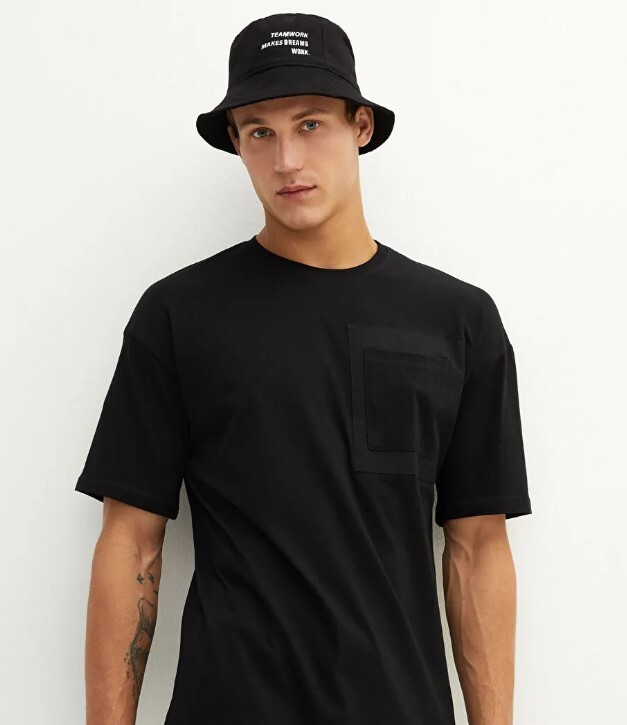 Черная мужская футболка lc waikiki/лс вайкики с карманом на груди. фирменная турция фото №1