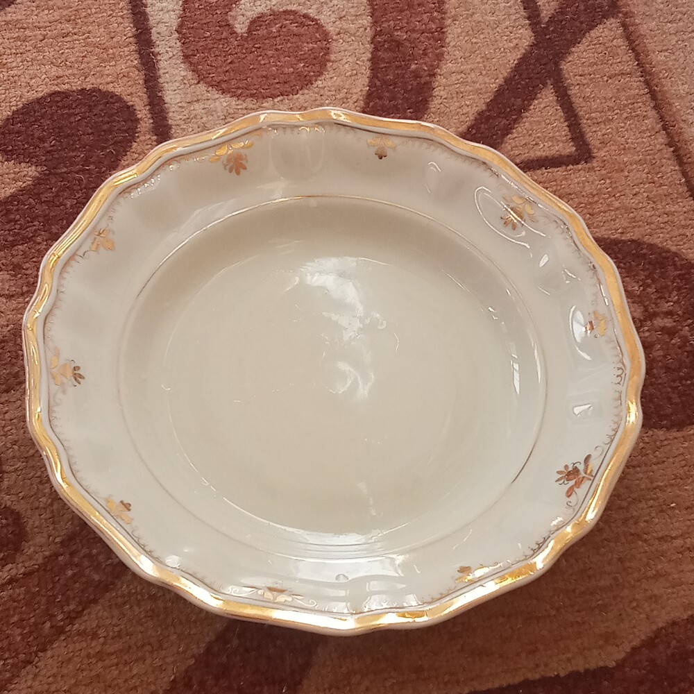 Фарфоровая тарелка фигурная рельефная 25 см. позолота коростень винтаж 1957-1960-е гг. н111 фото №4