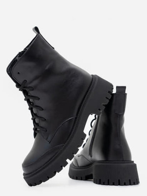 Демісезонні жіночі шкіряні чорні черевики на шнурках, натуральна шкіра