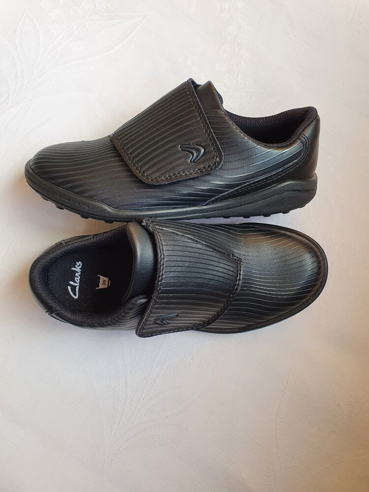 Кросівки футзалки clarks р.28,5 фото №1