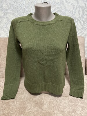 Гарний акриловий светрик, кольору хакі