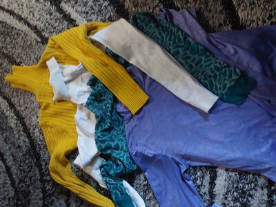 Хороший лот чотири гольфіки