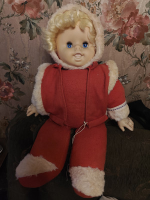 Лялька минулого століття