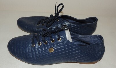 М'якенькі зручні закриті туфлі Like Show натуральна шкіра 24 см