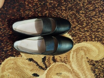 Продам туфлі.